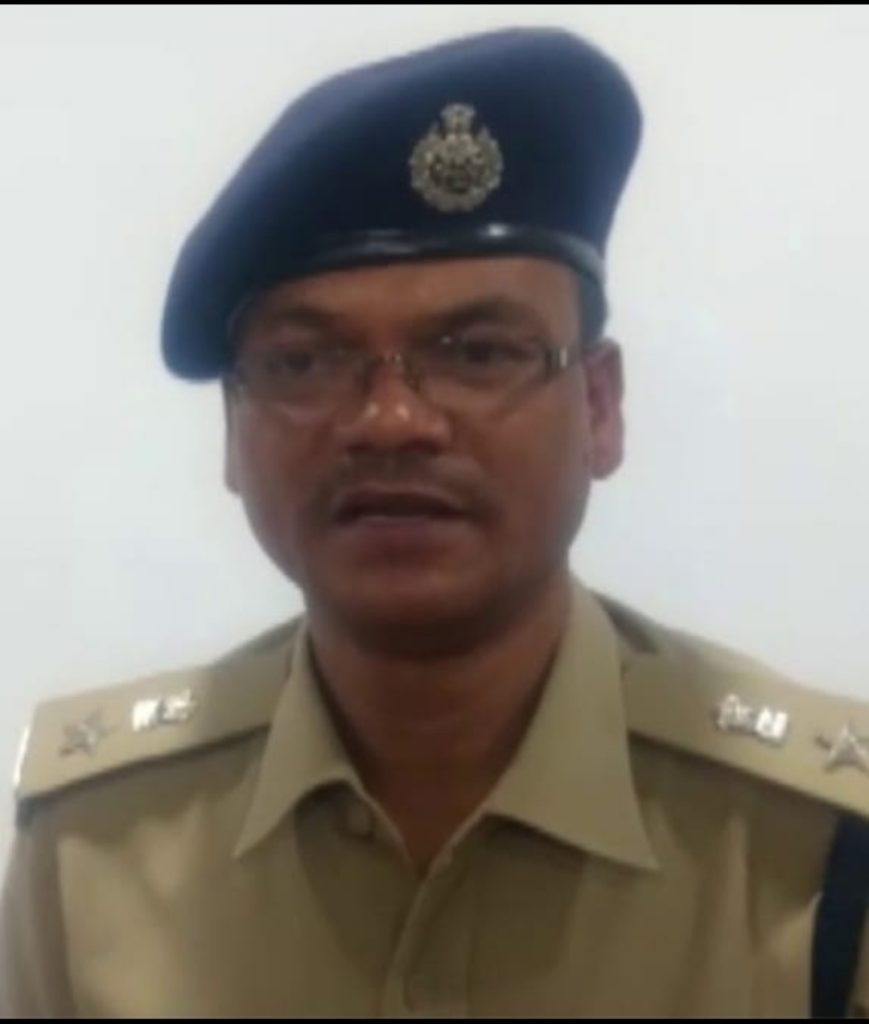 थानेदार के अनुरोध पर डीआईजी ने भेजा फोर्स ।