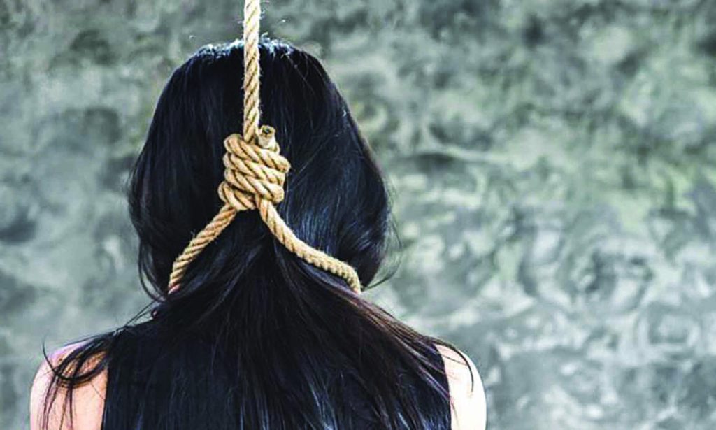 Kharsawan: बंदोलोहर गांव में नौवीं की छात्रा ने की खुदकुशी, जांच में जुटी पुलिस