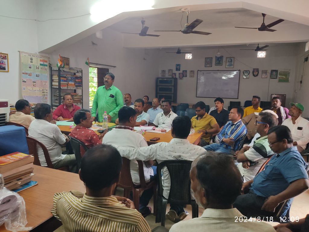Chaibasa socity: आदिवासी उरांव समाज संघ ने की बैठक, 14 सितंबर को मनेगा कर्मा पर्व, 15 को विसर्जन