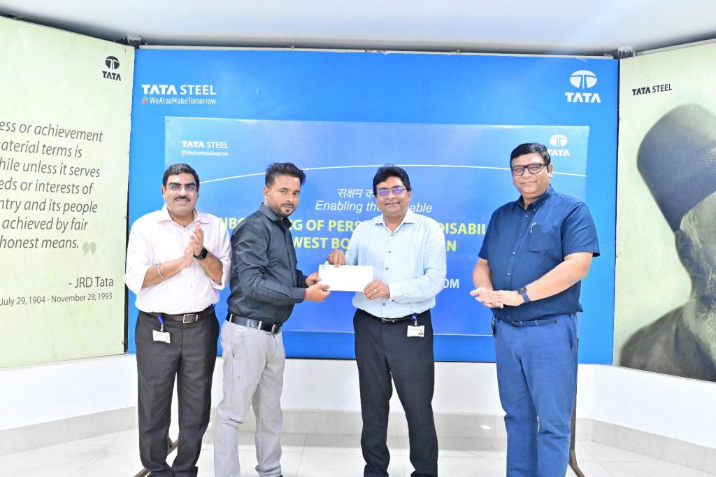 Tata Steel वेस्ट बोकारो डिवीजन में चार दिव्यांग कर्मचारियों को मिला नियुक्ति पत्र