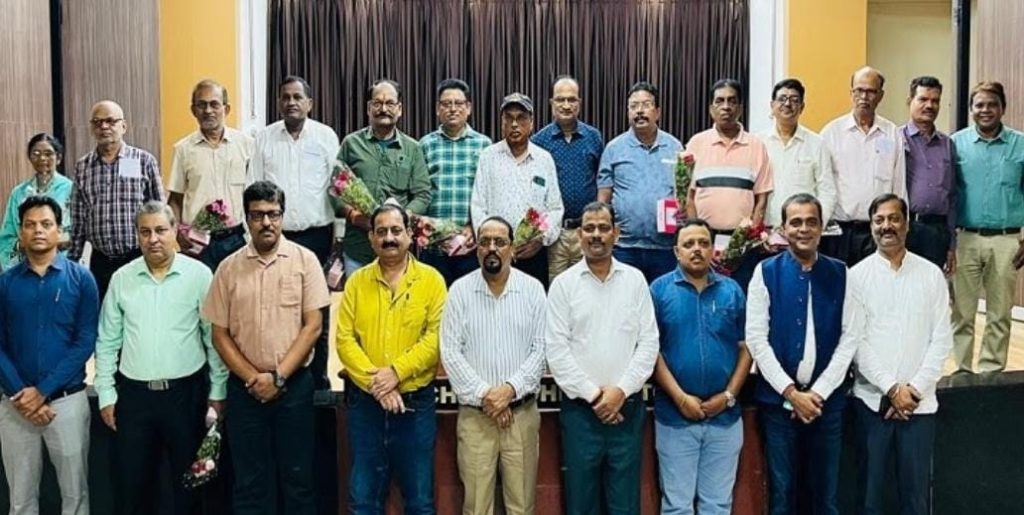 Tata Workers Union: टाटा स्टील के सेवानिवृत कर्मचारियों को हुआ अभिनंदन, दी गयी विदाई