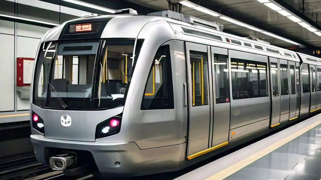 Delhi Metro:दिल्ली मेट्रो में बिना ड्राइवर दौड़ेगी ट्रेन, DMRC को मिली ‘मेक इन इंडिया’ चालक रहित मेट्रो ट्रेनसेट, रफ्तार होगी 85 किमी/घंटा