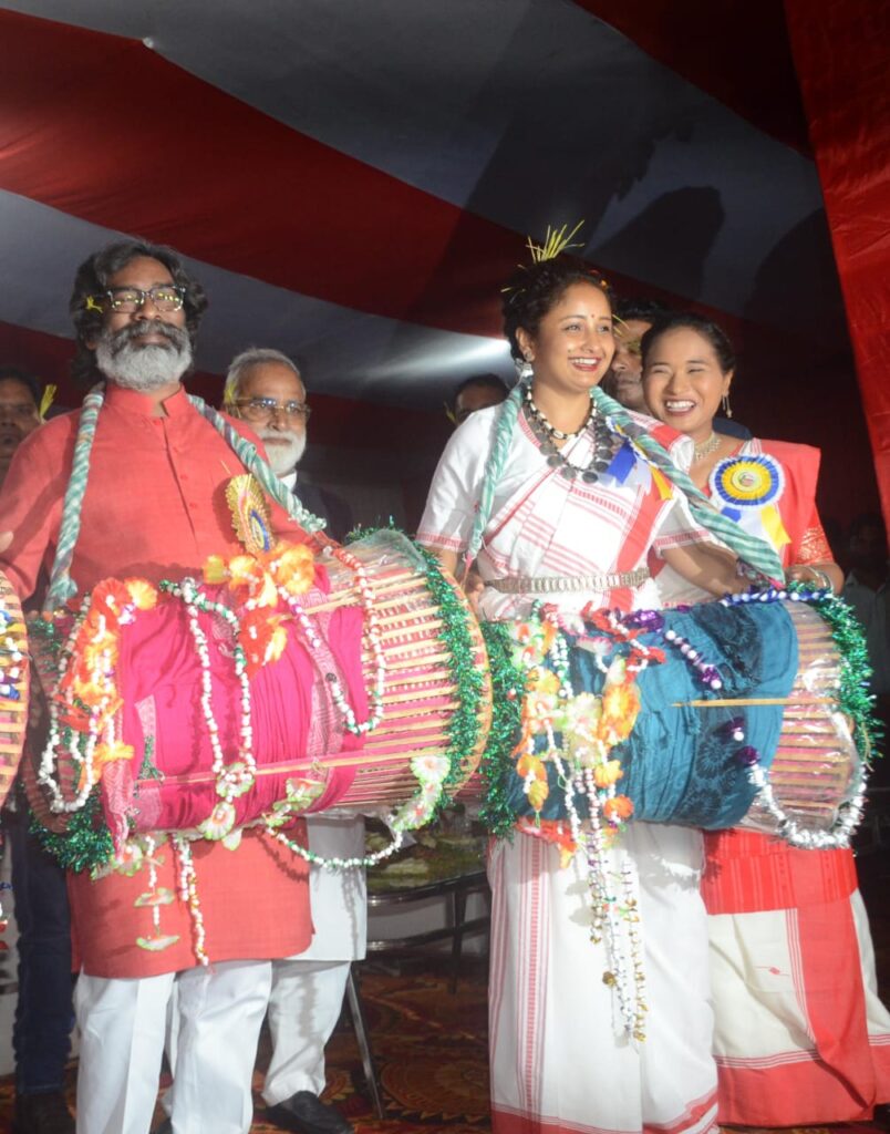 CM हेमंत सोरेन ने सोशल मीडिया X पर पोस्ट कर लिखा, संघर्ष अभी समाप्त नहीं हुआ है…