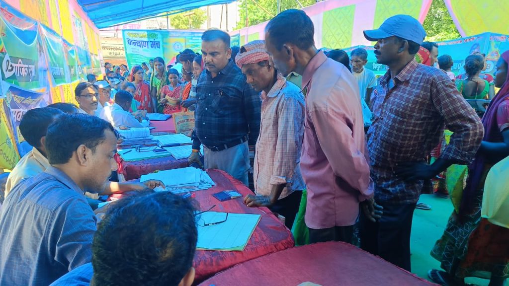 ‘आपकी योजना आपकी सरकार आपके द्वार’ योजना के तहत 10 प्रखण्ड के 15 पंचायतों शिविर का आयोजन