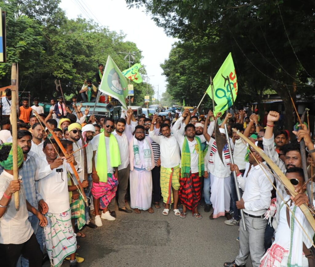Jamshedpur News: बारीडीह से एग्रिको मैदान तक निकाली झारखंड स्वाभिमान यात्रा, बोले, आदिवासी-मूलवासी को उनके हक व अधिकार से वंचित करने की नहीं चलेगी साजिश