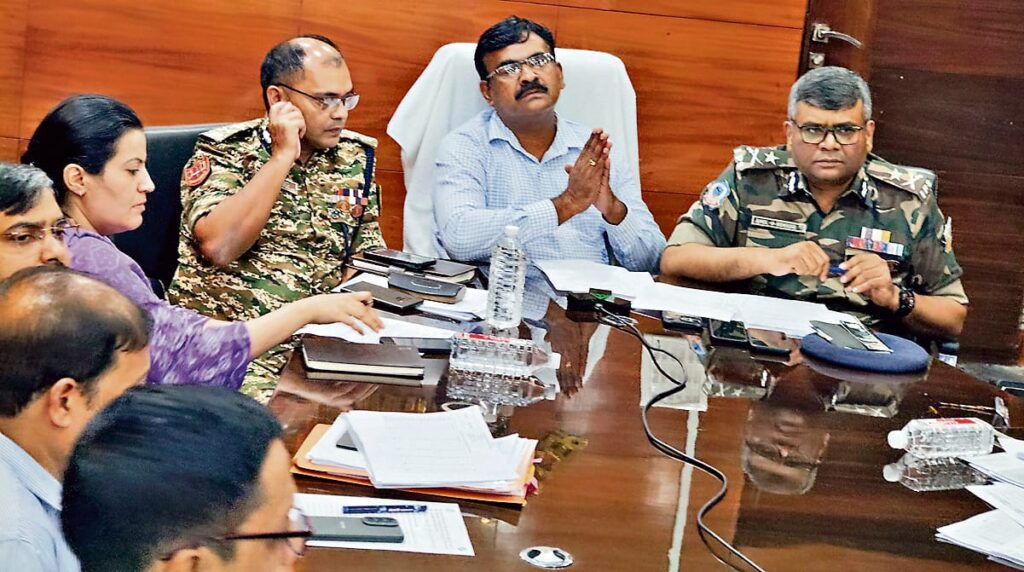 Jharkhand Election: मुख्य निर्वाचन पदाधिकारी बोले, नकद सहित वोटरों को लुभाने वाली हर चीजों पर नजर रखें अफसर