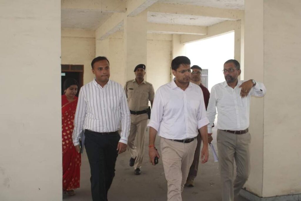 Jamshedpur Election: तीन नवंबर से होम व पोस्टल बैलेट से मतदान की होगी शुरुआत, पोस्टल बैलेट मतदान स्थल के रूप में वीमेंस यूनिवर्सिटी को किया गया चिन्हित
