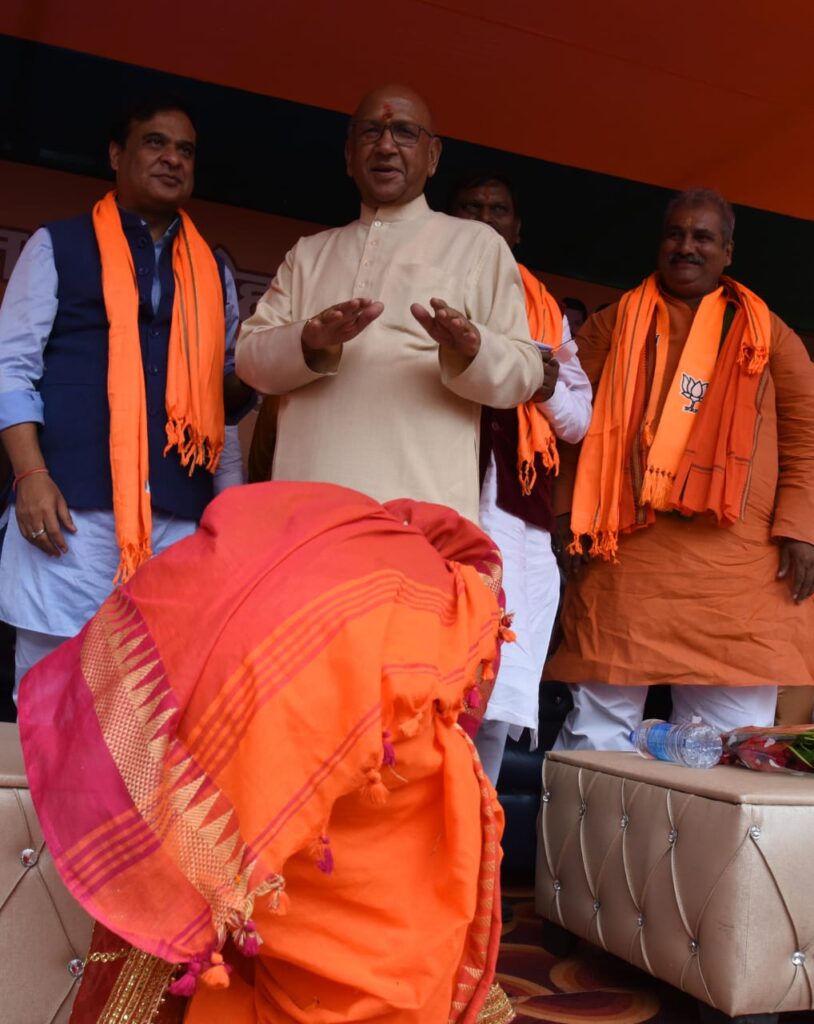 NDA Rally ‘Saryu Rai’: सरयू राय बोले, झारखंड में इस बार एनडीए की सरकार बनेगी, जमशेदपुर पूर्वी से भाजपा प्रत्याशी रघुवर दास की बहू पूर्णिमा ने पैर छूकर लिया आशीर्वाद