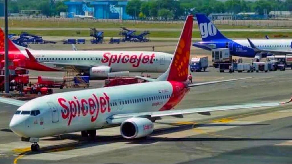 Spice Jet Airways: स्पाइसजेट अगले महीने तक अपने बेड़े में 10 विमान जोड़ेगी, पहला विमान 10 अक्टूबर को आएगा
