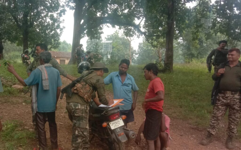 Guwa Crime: महिला की हत्या कर कारो नदी के किनारे बालू में दफनाया, पुलिस ने ढूंढ निकाला शव, एक आरोपी गिरफ्तार, दूसरा अब भी फरार