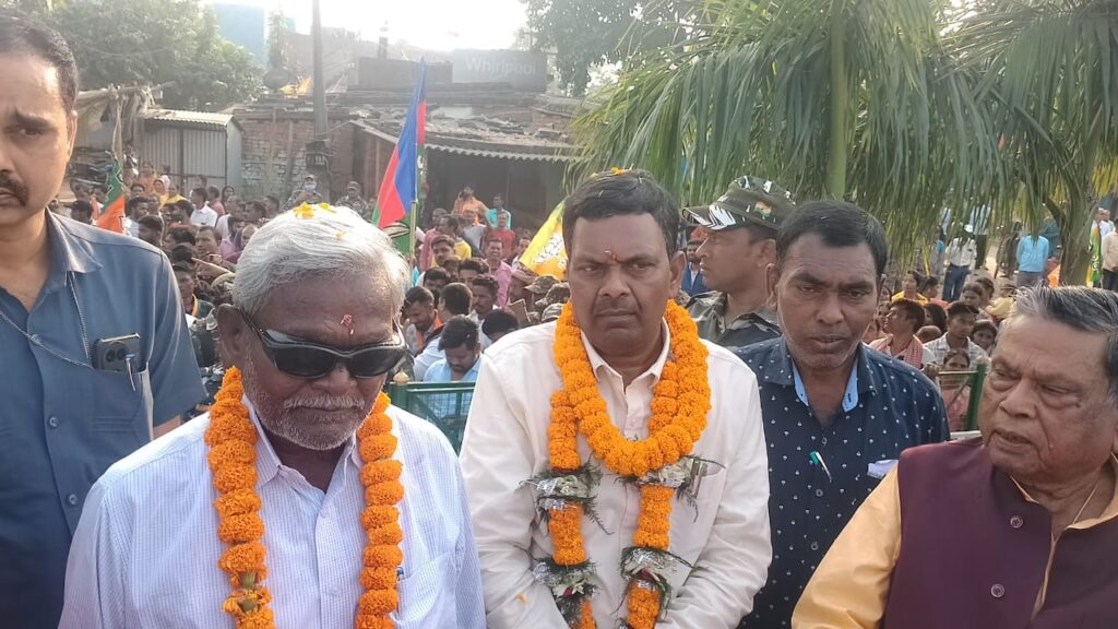 Champai Soren: कांग्रेस के साथ गठबंधन करनेवाली पार्टी कभी राज्य का विकास नहीं कर सकती, भाजपा नेता व पूर्व सीएम चंपाई सोरेन का दावा, घुसपैठ पर भी उठाये सवाल