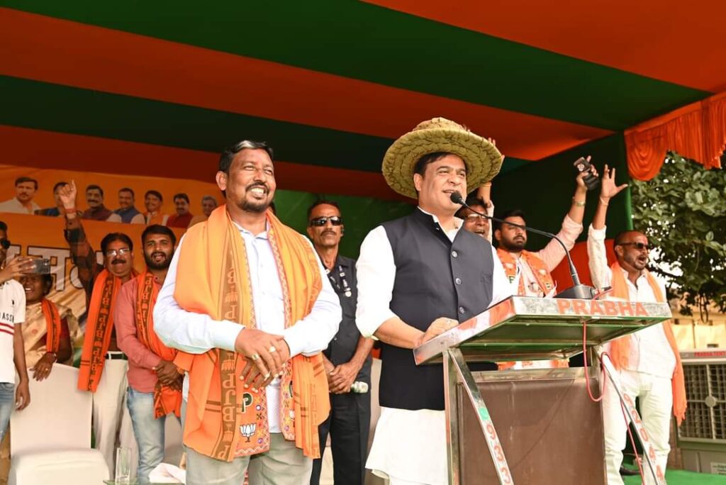 Himanta vishwa Sharma: असम के मुख्यमंत्री हिमंता विश्व शर्मा ने कांग्रेस पर वोट बैंक की राजनीति करने का लगाया आरोप, बोले, ‘एक रहोगे तो सुरक्षित रहोगे’