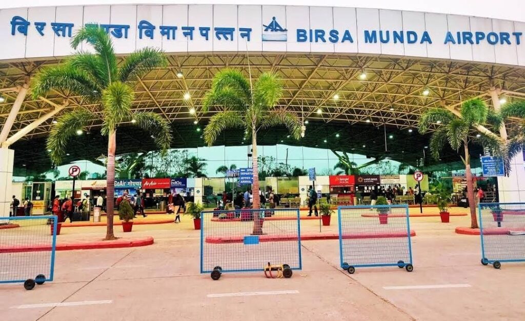 Ranchi Airport: सितंबर में रांची से विमान सेवाओं का समय बदला, 24 फ्लाइट की आवाजाही होगी, ये बदलाव एक सितंबर से लेकर 30 सितंबर तक लागू