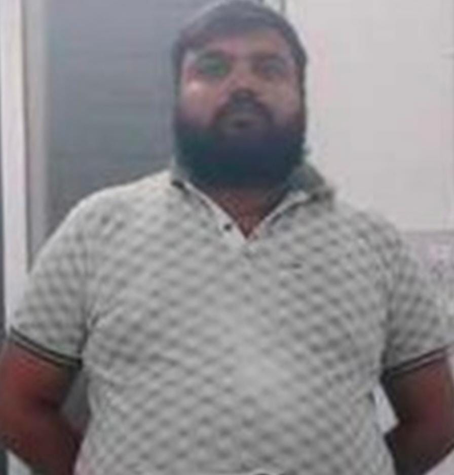 Jamshedpur News : टाटानगर आरपीएफ ने कदमा से टिकट दलाल को पकड़ा, हजारों का टिकट बरामद