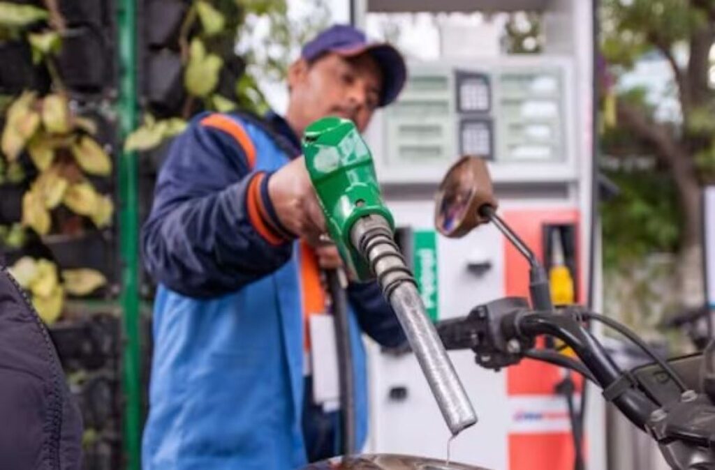 Petrol-Diesel: नये साल में महंगाई का झटका देगी हेमंत सरकार, झारखंड में पेट्रोल-डीजल होगा महंगा, 3 रुपये तक कीमत बढ़ाने की तैयारी