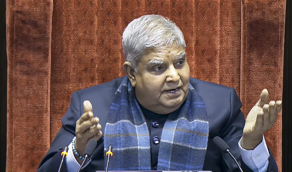 Rajyasabha: उपराष्ट्रपति धनखड़ को पद से हटाने के लिए विपक्ष ने दिया अविश्वास प्रस्ताव का नोटिस, कांग्रेस बोली- यहां अंपायर’ ही निष्पक्ष नहीं है