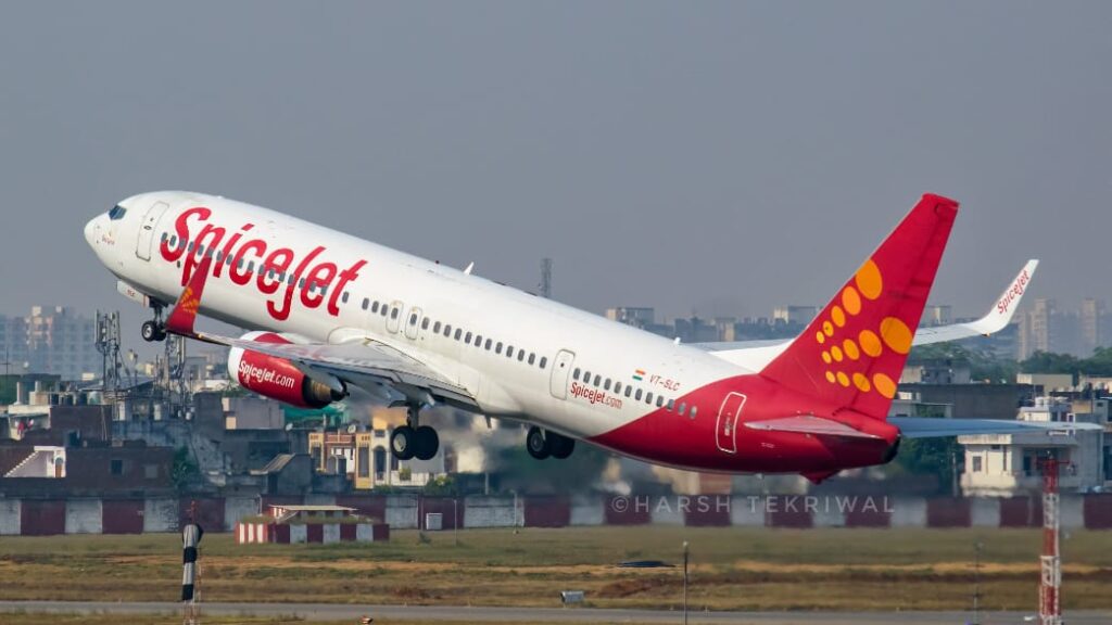 Haj Flight: गया, कोलकाता समेत चार शहरों से स्पाइसजेट की हज फ्लाइट, 100 से अधिक विशेष उड़ानें संचालित करेगी विमानन कंपनी