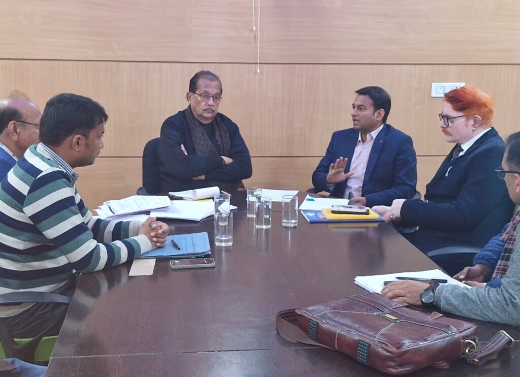 एमआरएमसीएच में मैनपॉवर के गाेलमाल पर भड़के वित्त मंत्री का फरमान, तीन दिन में ठीक करें श्रमबल, बायोमेट्रिक बनेगी हाजिरी