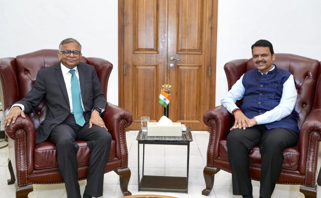 Tata Sons के चेयरमैन एन चंद्रशेखरन CM देवेंद्र फडणवीस से मिले, टाटा समूह व महाराष्ट्र सरकार के बीच साझेदारी का विश्वास जताया
