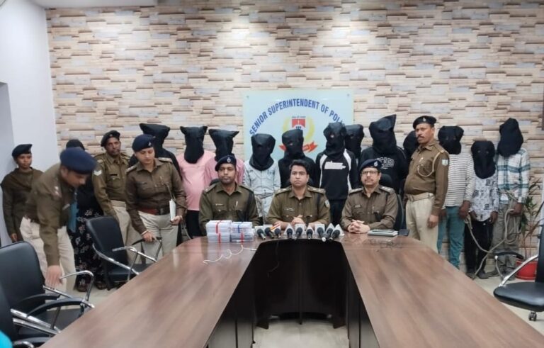 Jamshedpur Police: ब्राउन शुगर तस्करी के एक बड़े गिरोह का भंडाफोड़; एक महिला समेत 13 तस्कर गिरफ्तार