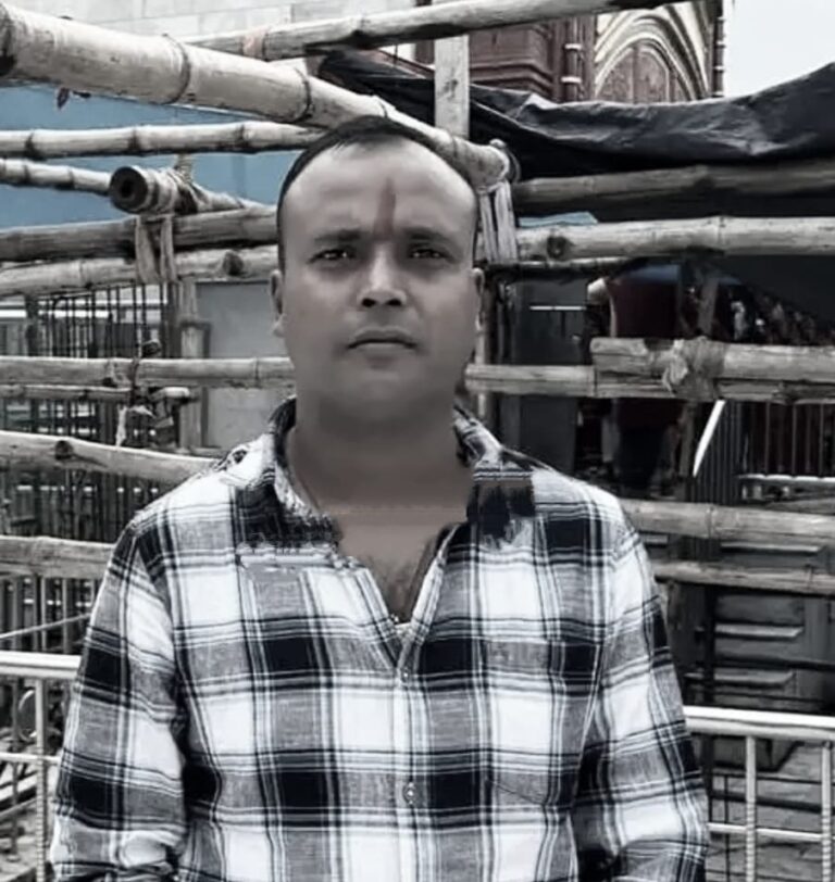 Adityapur Crime: अपराधी बाबू दास को मारीं 5-6 गोलियां, गंभीर, टीएमएच में कराया गया भर्ती, सतबोहनी-सापड़ा मार्ग पर वारदात