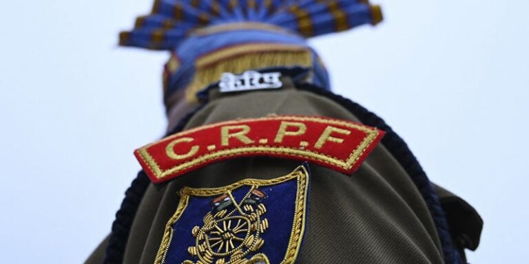 Fraud in CRPF recruitment: सीआरपीएफ बहाली में छह अभ्यर्थियों के आवासीय प्रमाण पत्र जाली, डिप्टी कमांडेंट ने जादूगोड़ा थाना में दर्ज करायी प्राथमिकी, पुलिस जांच में जुटी