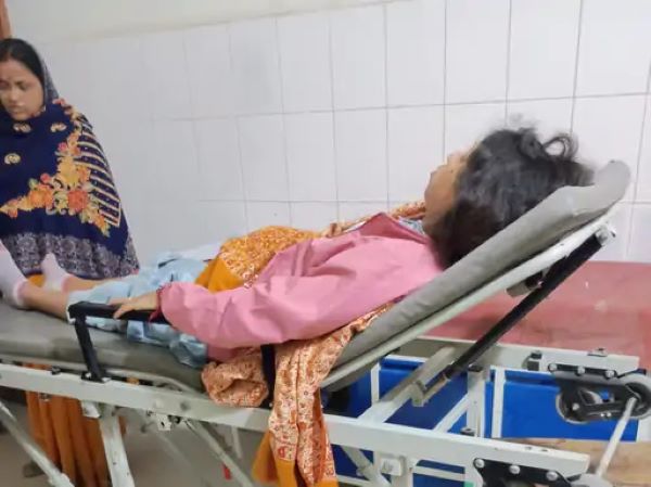 चौपारण में बस ने स्कार्पियो को मारी टक्कर, कुंभ स्नान कर लौट रहे पश्चिम बंगाल के दो लोग गंभीर