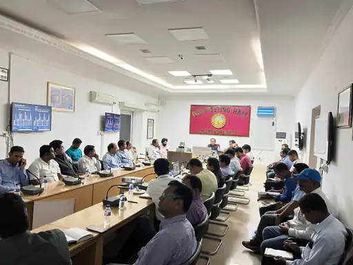 रेलवे ने माल ढुलाई बढ़ाने के लिए कंपनियों के साथ की बैठक, सेवा में सुधार का किया वादा, तकनीक की दी जानकारी