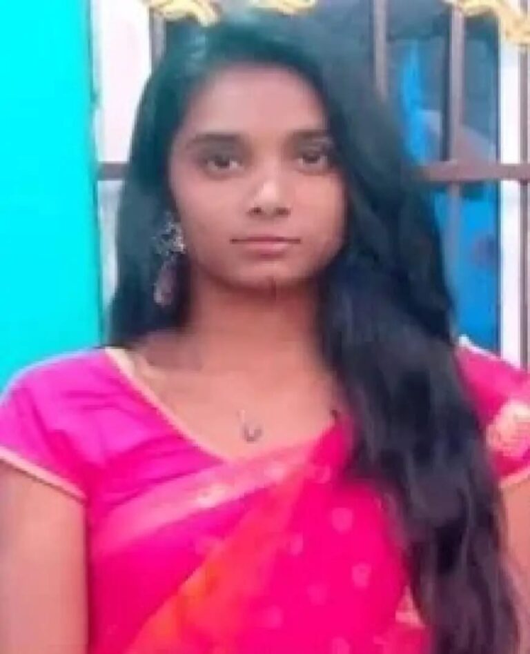 Adityapur: शादी से पहले युवती ने फंदे से झूल कर दे दी जान, पड़ोसियों को कटघरे में खड़ा किया, अब पुलिस कर सकती है गिरफ्तार, पढ़े Suicide Note में क्या लिखा है?
