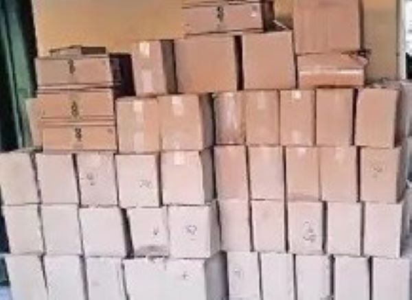 रामगढ़ पुलिस ने 30 लाख की नकली शराब के साथ 12 को पकड़ा, कंपनी का खुलासा
