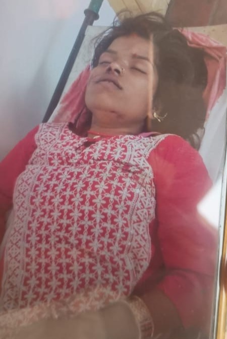 Jamshedpur: परसुडीह चांदनी चौक के पास होली के दिन तीन तल्ला बिल्डिंग से गिरकर रेलकर्मी की पत्नी की मौत; हाल ही में हुई थी शादी, गले पर मिले निशान, मामला संदिग्ध