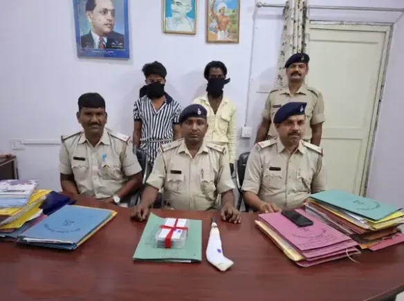 Adityapur: जानलेवा हमला और लूटकांड का आदित्यपुर पुलिस ने किया खुलासा; वारदात में शामिल दो अपराधी गिरफ्तार