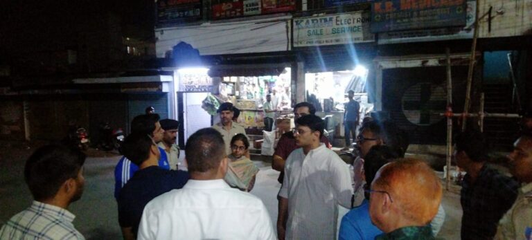 Jamshedpur: हिंदू नववर्ष शोभा यात्रा के मार्ग का डीसी ने किया निरीक्षण, कंट्रोल रूम से होगी निगरानी