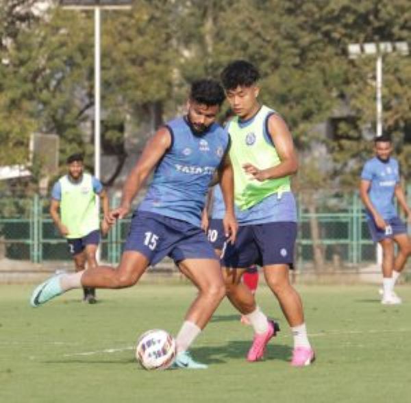 Indian Super League : जमशेदपुर एफसी 13 जीत के रिकॉर्ड की बराबरी करने से एक जीत दूर