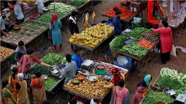 Indian Economy: अर्थव्यवस्था के मोर्चे पर दोहरी राहत, Industrial Production 5 प्रतिशत बढ़ा, खाने के सामान के दाम में नरमी से खुदरा महंगाई चार प्रतिशत के नीचे