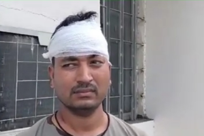 JAMSHEDPUR : कपाली में रंगदारी नहीं देने पर पिस्टल की बट ठेकेदार काे मारकर किया जख्मी