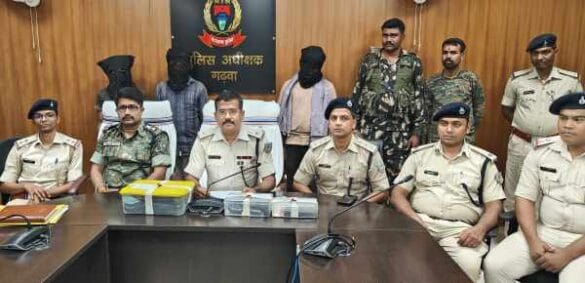 Jharkhand : टीएसपीसी का एरिया कमांडर बताकर फैलायी दहशत, खदान संचालक से वसूली में तीन गिरफ्तार