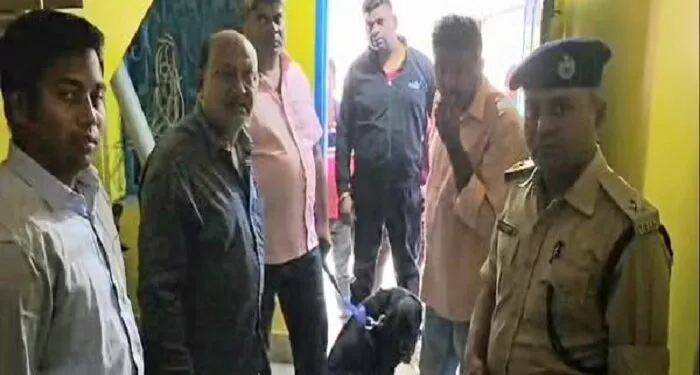 JAMSHEDPUR : लोको कॉलोनी के बाद परसुडीह में चोरी, ताला तोड़कर लाखों के जेवर ले उड़े चोर