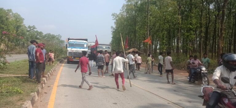 Dhalbhumgarh Ramnavmi: धालभूमगढ़ में माहौल बिगाड़ने की बड़ी साजिश, ग्रामीणों में भारी आक्रोश, विरोध प्रदर्शन, जानें क्या है मामला