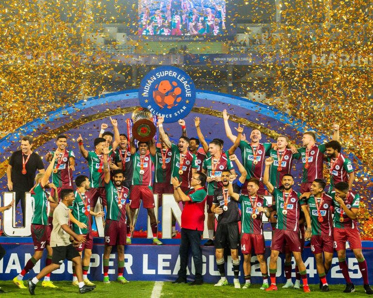 Indian Super League: मोहन बागान सुपर जाइंट को दोहरी सफलता, लीग शील्ड के बाद आईएसएल कप भी जीता, फाइनल के कड़े मुकाबले में बेंगलुरू एफसी को 2-1 से हरा
