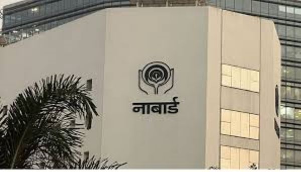 Jharkhand: ग्रामीण बुनियादी ढांचे को बढ़ाने के लिए झारखंड को मिली 5,830 करोड़ रुपये की मदद, सहायता का सबसे बड़ा हिस्सा झारखंड राज्य ग्रामीण बैंक के पास गया