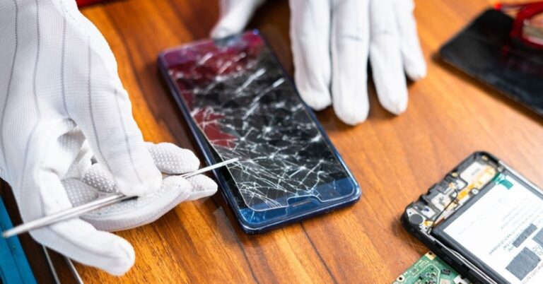 Smartphone Ratings: स्मार्टफोन, टैबलेट के लिए मरम्मत सूचकांक बनेगा, उपभोक्ताओं को खरीदारी में मिलेगी मदद, सरकार की समिति ने की सिफारिश