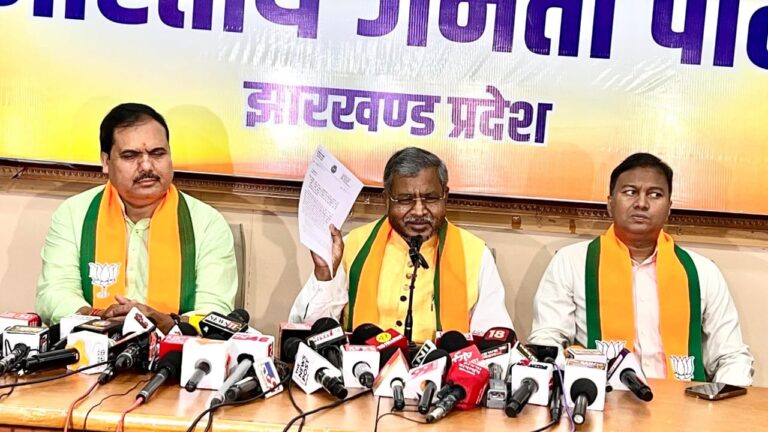 Jharkhand Liquor Scam: झारखंड में दिल्ली से भी बड़ा शराब घोटाला, मुख्यमंत्री पाक-साफ हैं, तो CBI जांच की अनुशंसा करें’, बाबूलाल मरांडी का गंभीर आरोप