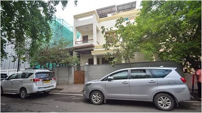 ED Raid: एनआरआइ कोटे से राउरकेला और भुवनेश्वर केमेडिकल कालेज में दाखिलों में गड़बड़ी, इडी ने कोलकाता के कई ठिकानों पर मारा छापा