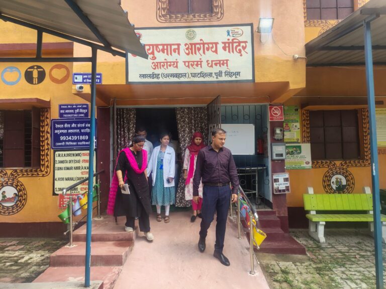 पंचायत व वार्डों में धरातल पर योजनाओं काम देखने पहुंची प्रशासननिक टीम, गुणवत्ता पर जोर