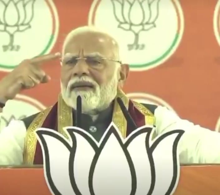 PM Modi visit Bengal: ऑपरेशन सिंदूर’ अभी खत्म नहीं हुआ, हमने पाकिस्तान को उसके घर में घुसकर तीन बार मारा, बंगाल की रैली में बोले पीएम मोदी