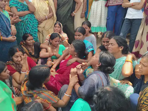 BIHAR : नानी के घर शादी में आयी तीन बहनें गंगा में डूबी, एक की मौत, दो को साड़ी फेंककर महिला ने बचाया