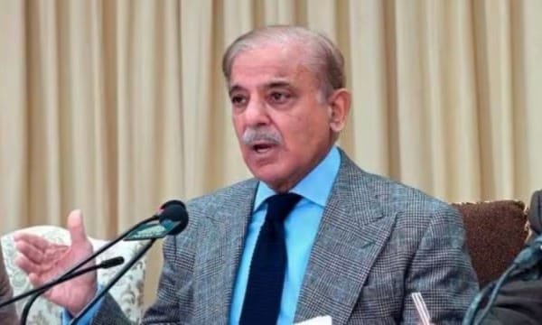 Pakistan के PM शहबाज शरीफ ने कबूला सच; भारत की मिसाइलों ने नूर खान एयरबेस को किया तबाह, सेना प्रमुख ने रात 2.30 बजे किया था फोन