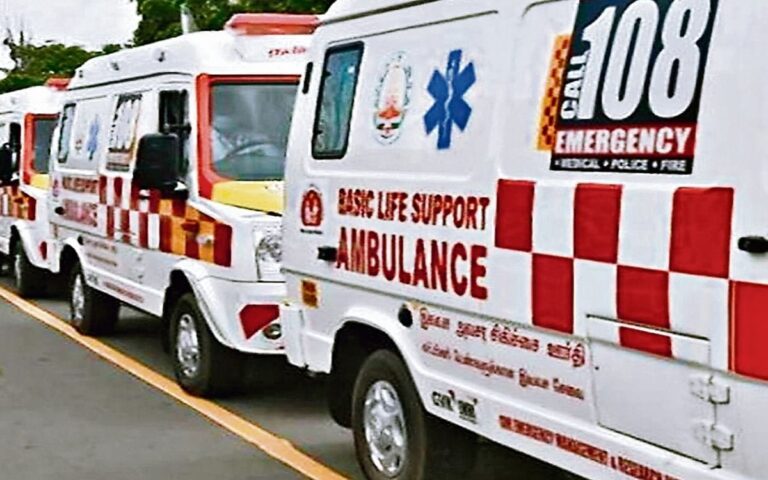 Jharkhand 108 Ambulance: राज्यभर में 108 एंबुलेंस सेवा में कार्यरत कर्मचारी राजभवन पर करेंगे धरना प्रदर्शन