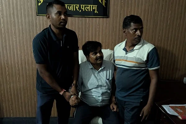घूसखोर CO चढ़ा ACB के हत्थे, जमीन म्यूटेशन के लिए मांगा था रिश्वत